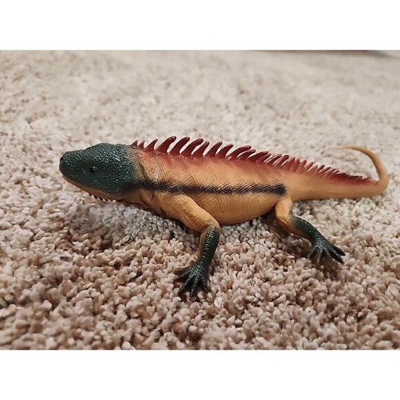 Lot Of 2 Plastic Lizard FIGURINES - Picture 6 of 9